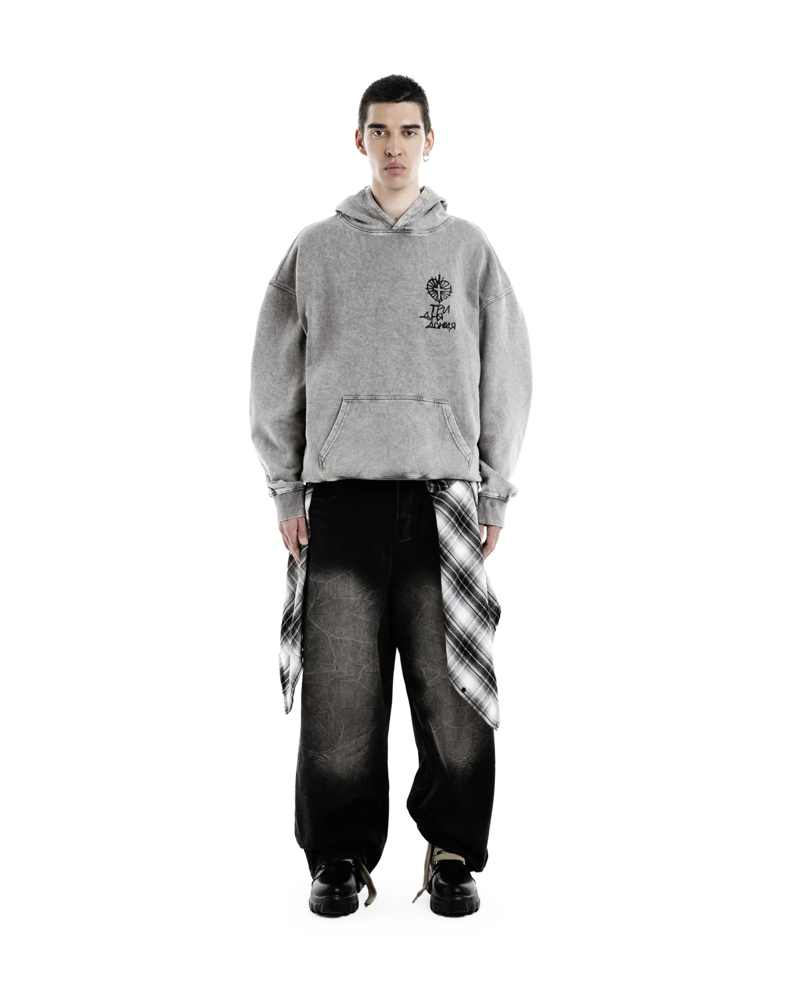 Худи Три Дня Дождя garment dye light grey
