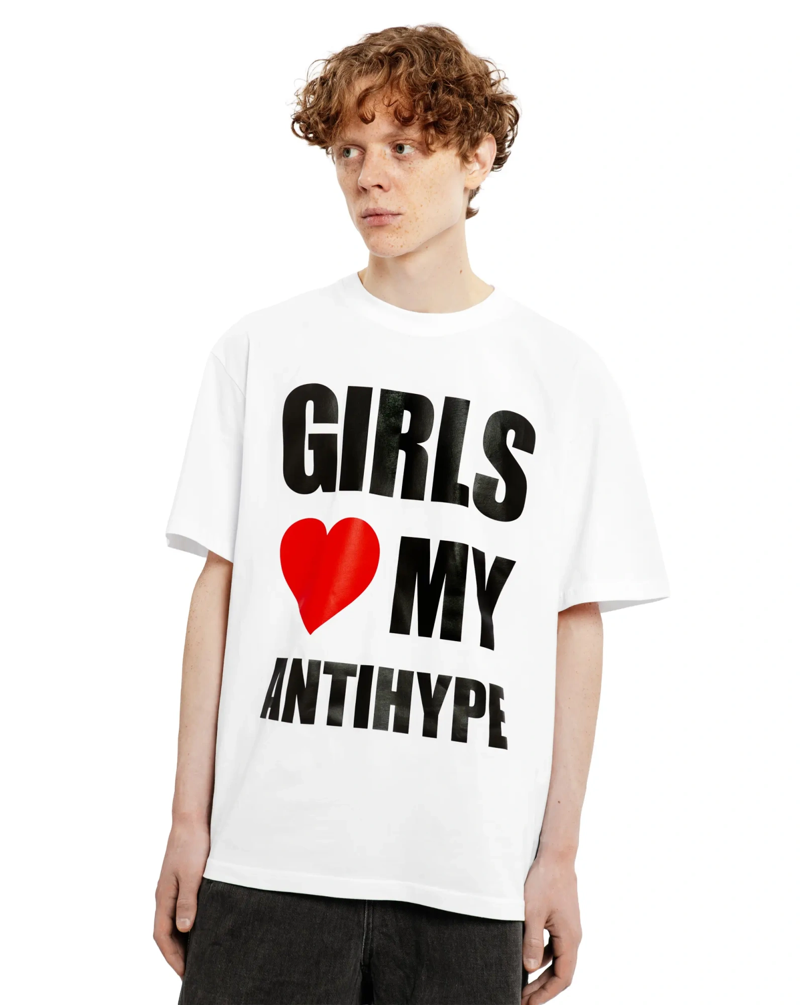 Футболка loveanthp